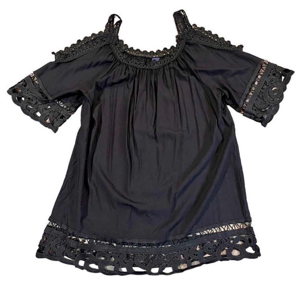 Swimsuits For All Vera Black Crocheted
Cold Shoulder Coverup